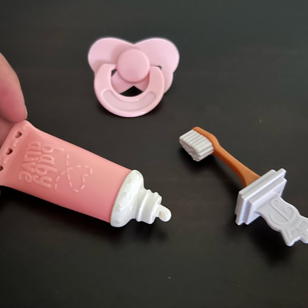 Baby Alive Pink Toothpaste Disney Princess babydoll toothbrush magnetic pacifier